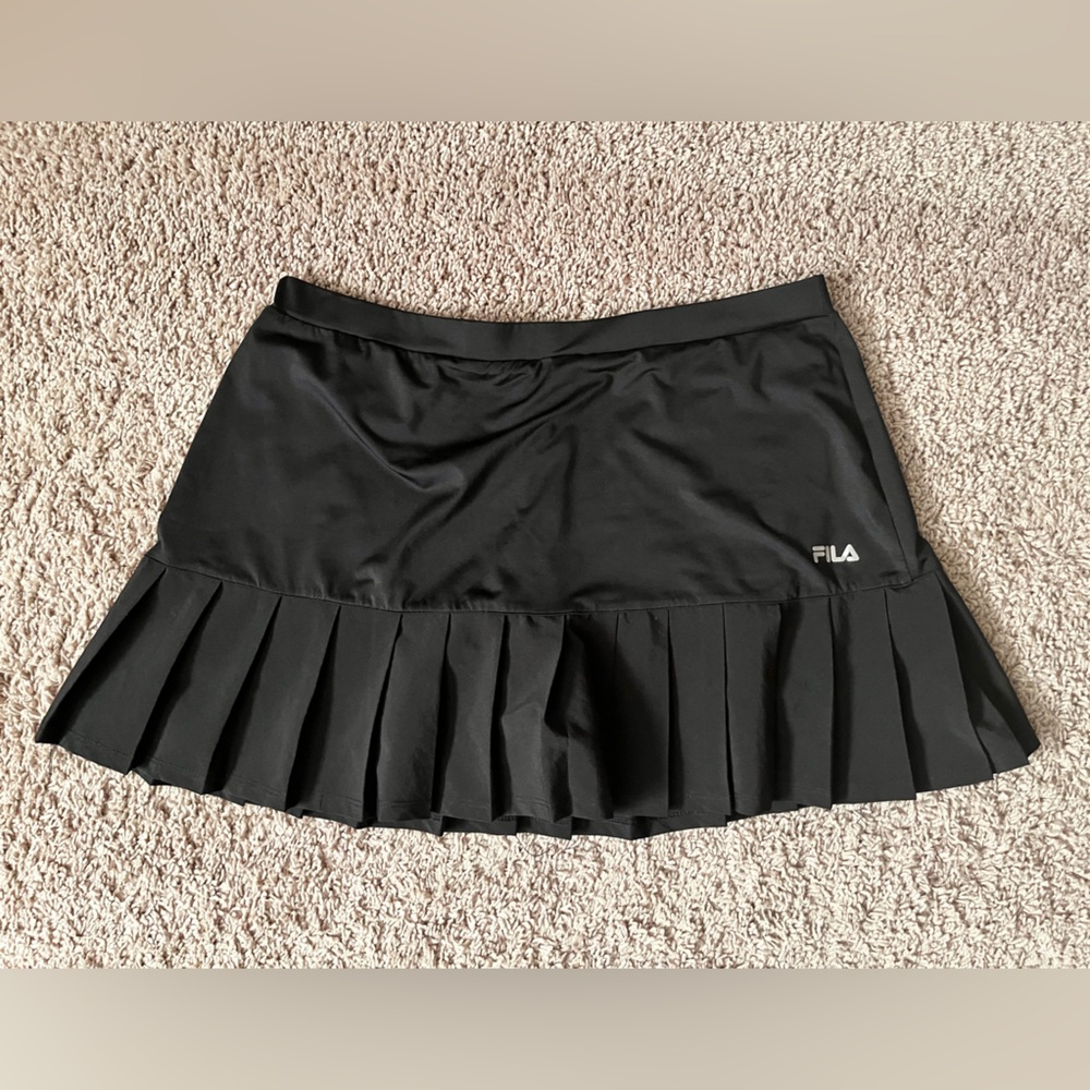 Women’s Fila tennis skirt